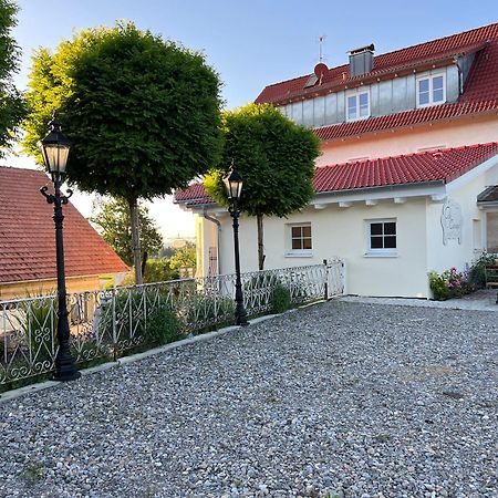Cafe Canape, Wohlfuehlen Im Schoenen Hof Zwischen Ravensburg & Bodensee 外观 照片