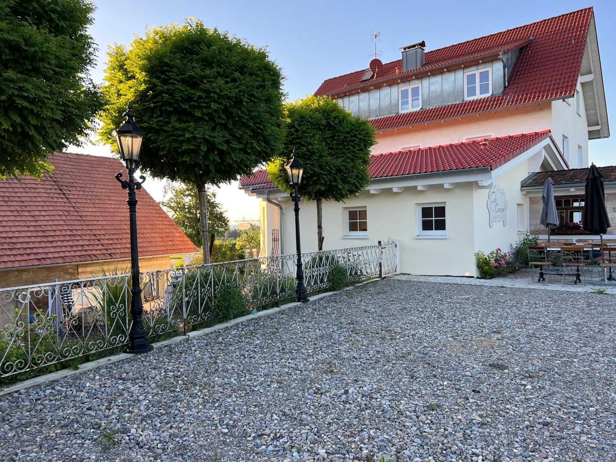 Cafe Canape, Wohlfuehlen Im Schoenen Hof Zwischen Ravensburg & Bodensee 外观 照片